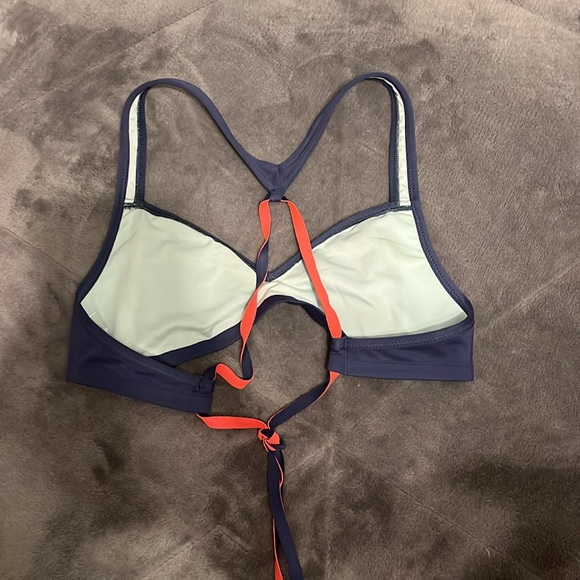 Navy blue Nike swimsuit top! - Picture 2 of 3